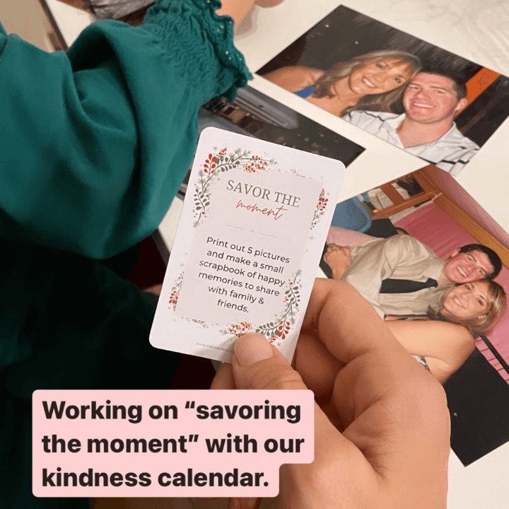 Advent Kindness Calendar Red &amp; Green