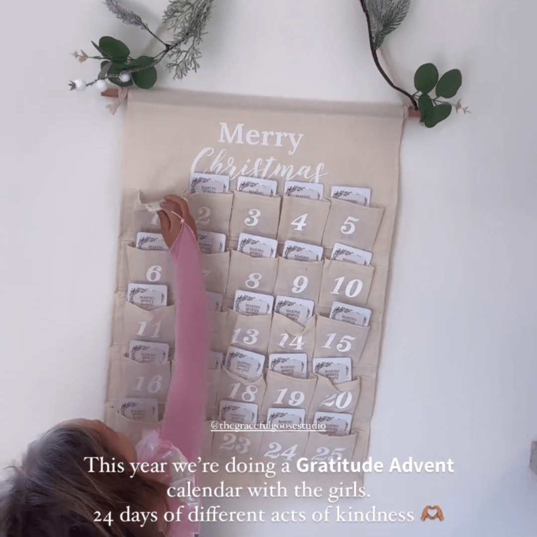 Advent Kindness Calendar Red &amp; Green