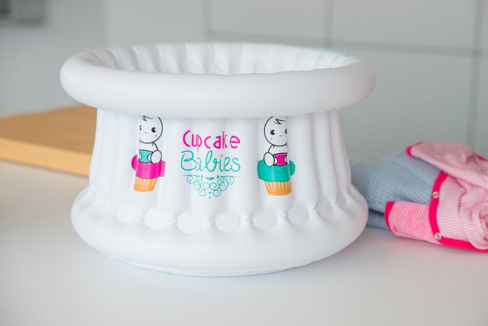 Cupcake Babies Big Bath White &amp; inflator (up to 8 years)