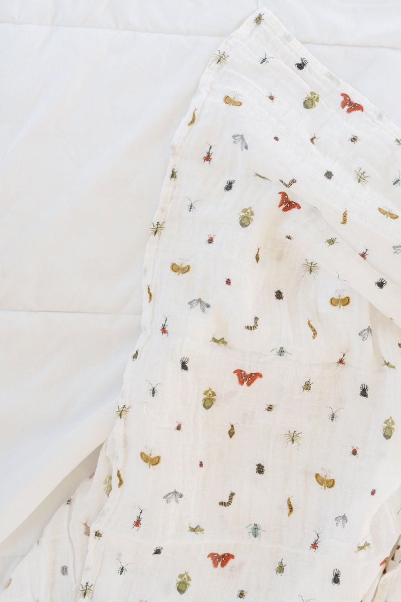 Cutie Crawlies Swaddle