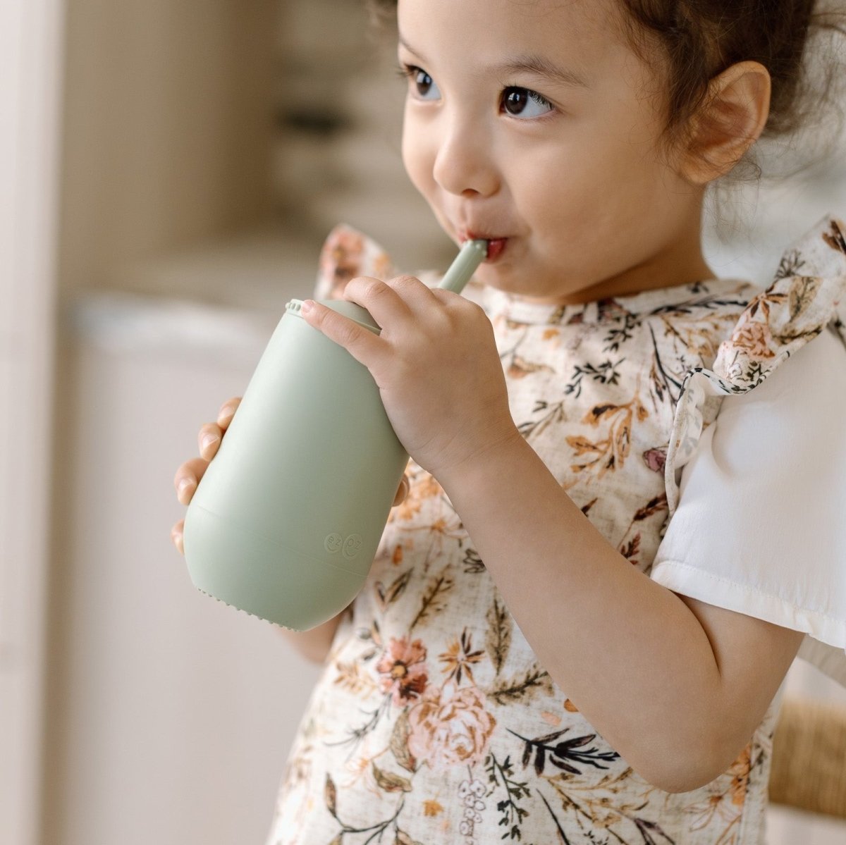 Delilah Floral Flutter Bapron