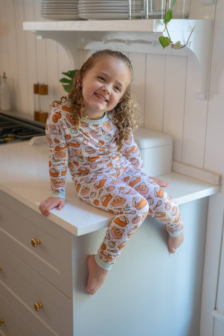Holiday Baking | Two-Piece Set