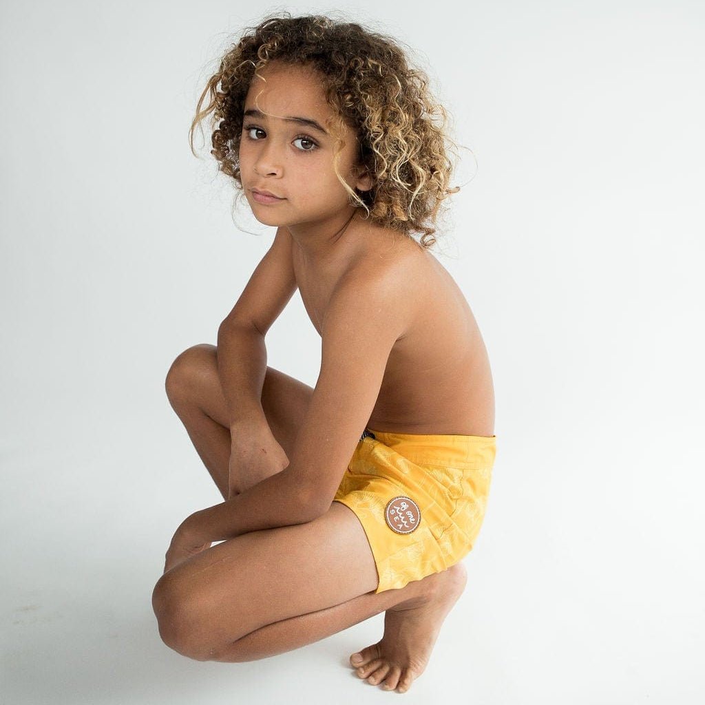 Kid’s Townshorts in Yellow Ohia Print