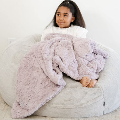 Lush Textured Toddler Blanket: Super Soft & Durable