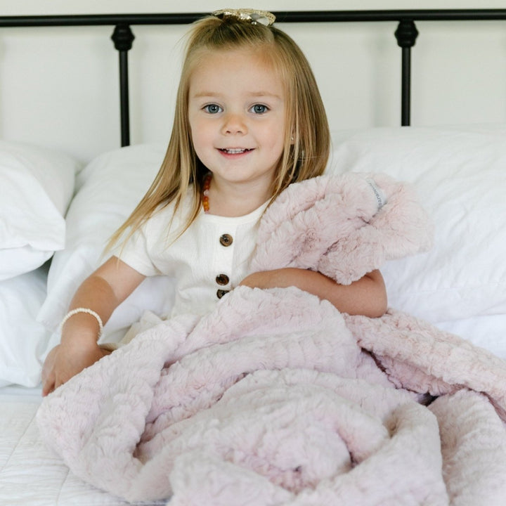 Lush Textured Toddler Blanket: Super Soft &amp; Durable