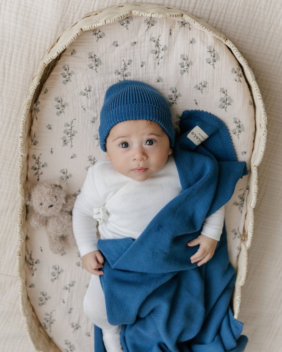 Luxe Collection 100% Organic Cotton Luxury Knit Baby Blanket + Hat Set with Gift Box