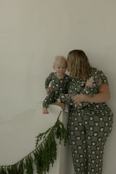 Men's Short Sleeve Bamboo Pajamas - Santa Checkerboard