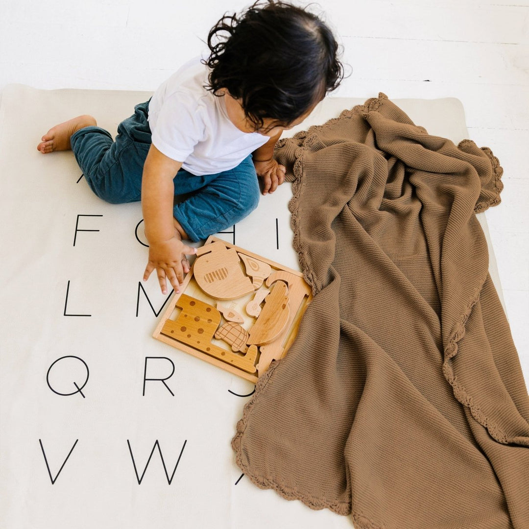 Organic Cotton Scalloped Baby Knit Blanket - Brown