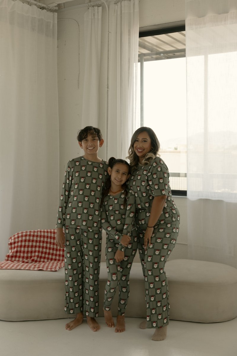 Pre-Teen Straight Leg Bamboo Pajamas - Santa Checkerboard