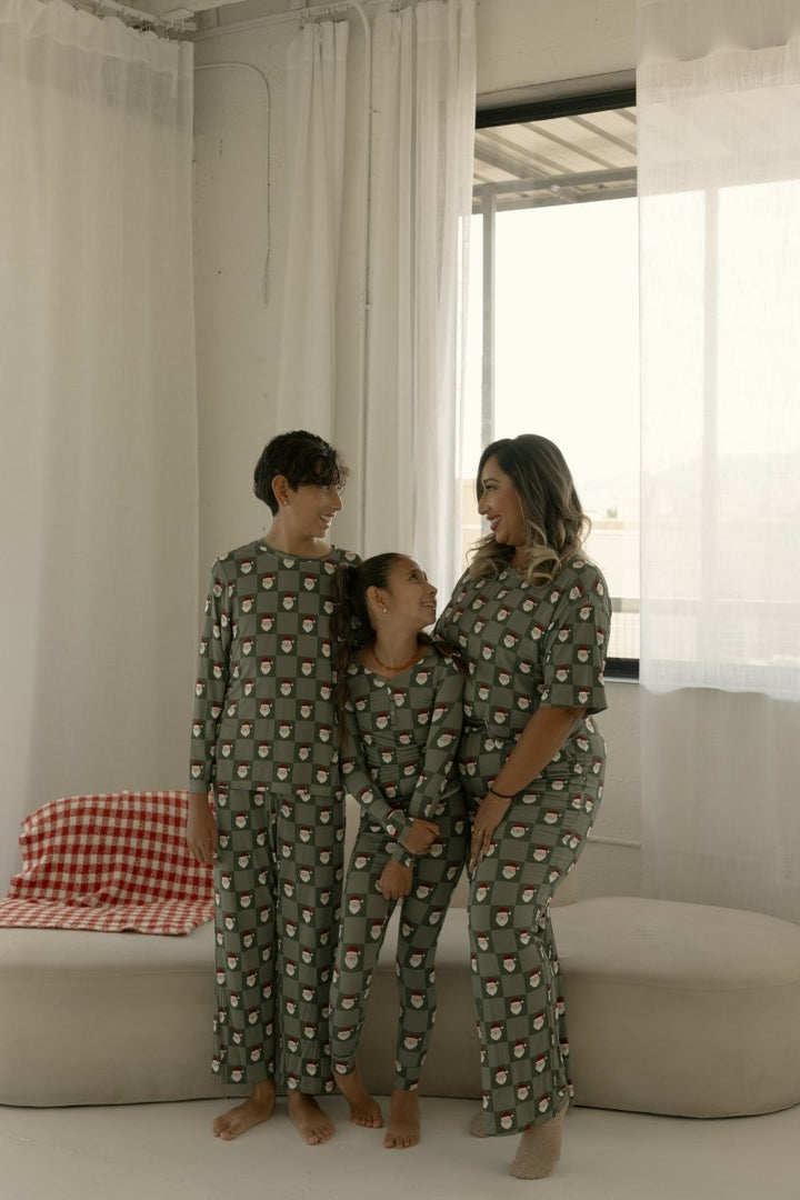 Pre-Teen Straight Leg Bamboo Pajamas - Santa Checkerboard