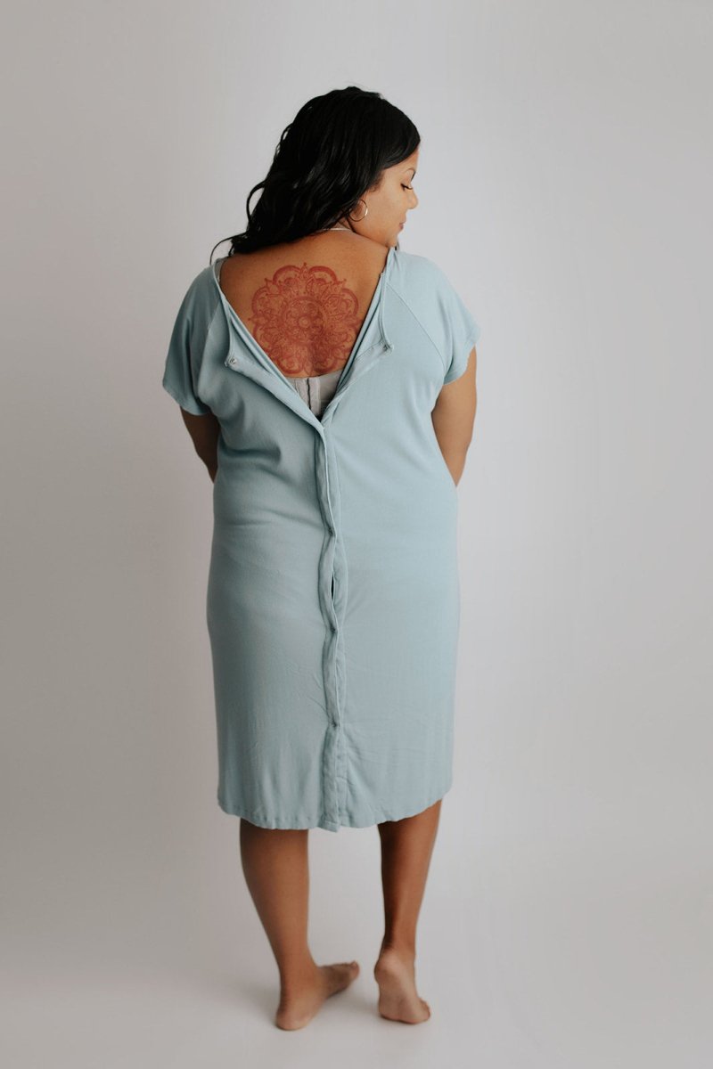 Ribbed Blue Bird Labor and Delivery Nursing Hospital Gown