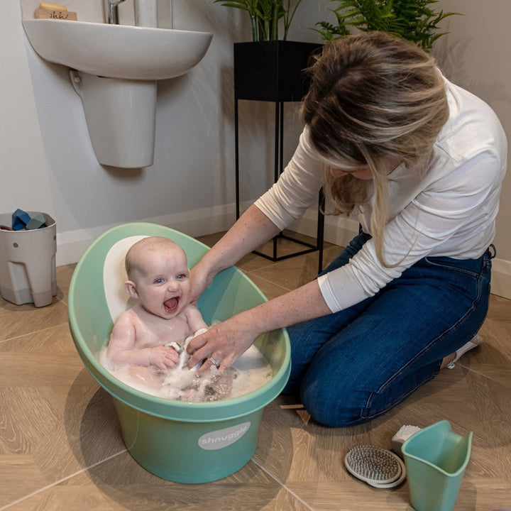 Shnuggle Newborn Bundle: Baby Bath &amp; Accessories Bundle - 5-Piece Set | Cozy Support, Easy Cleanup &amp; Sensory Fun