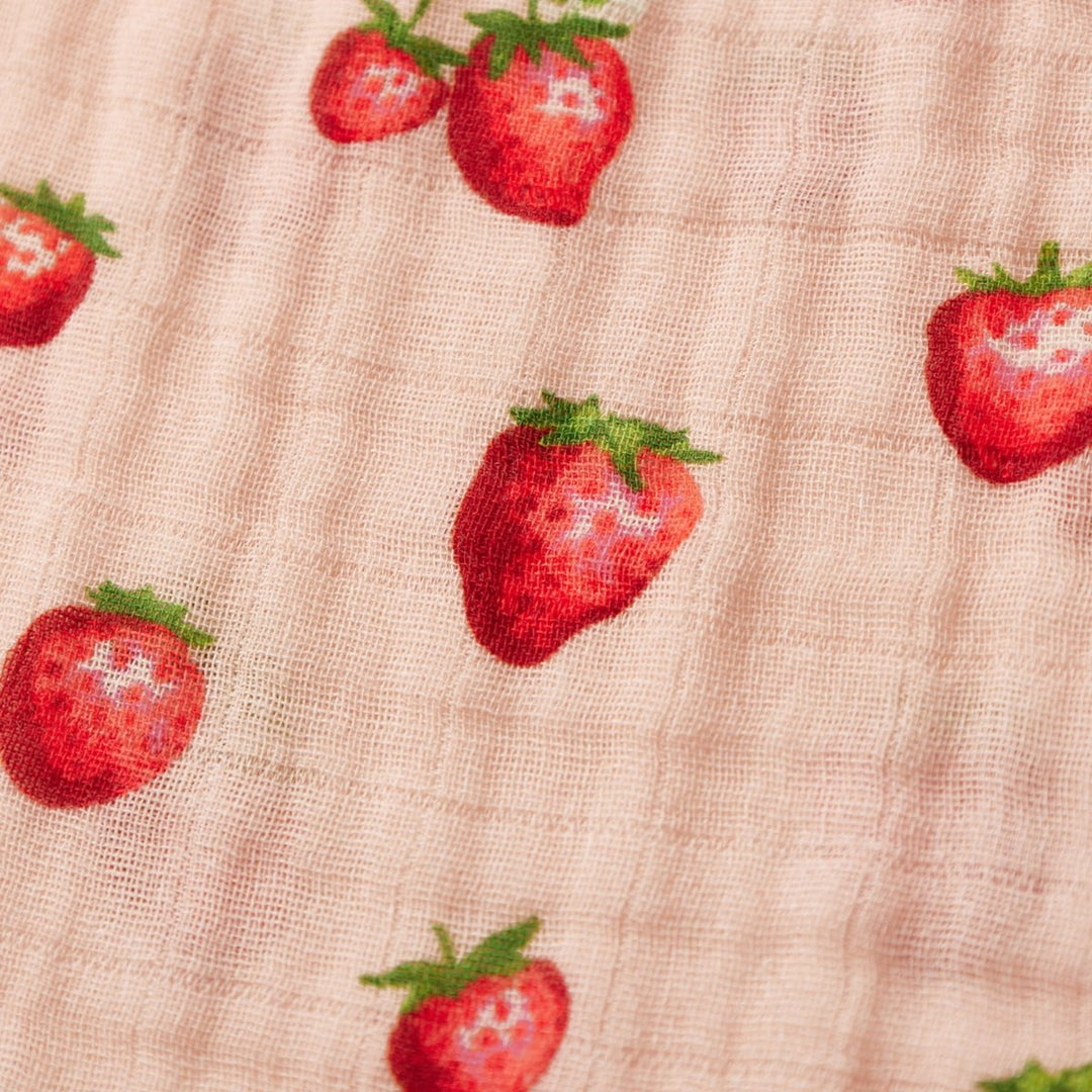  Organic Hooded Swaddle Blanket Strawberry