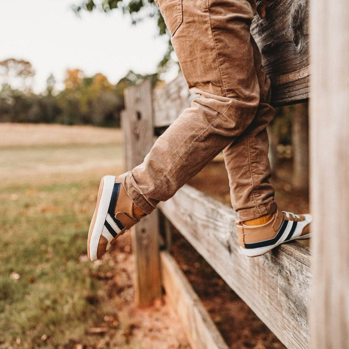 The Henry Low Top