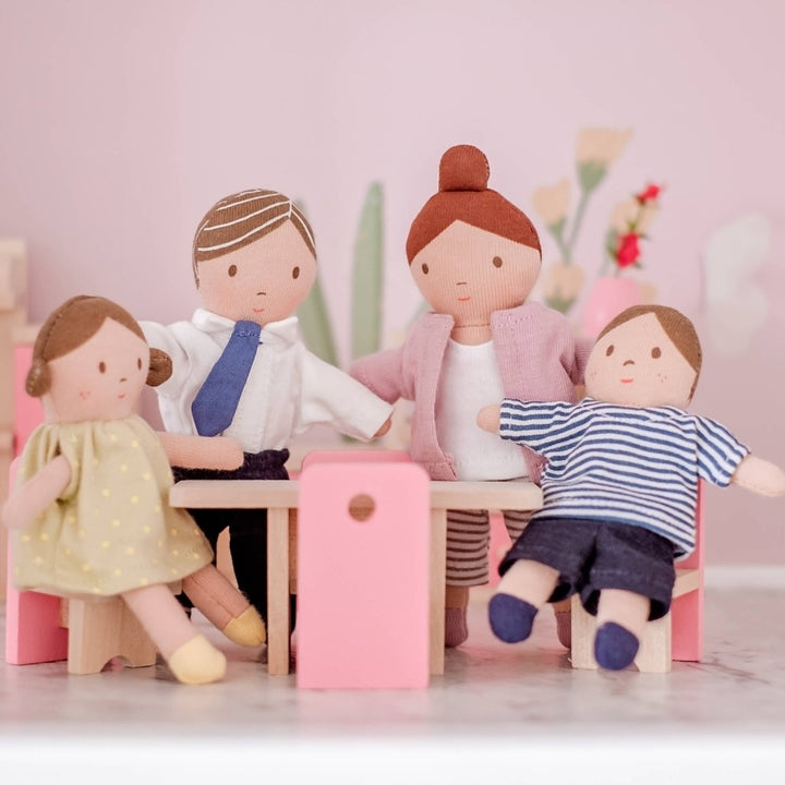 Tiny Doll Family