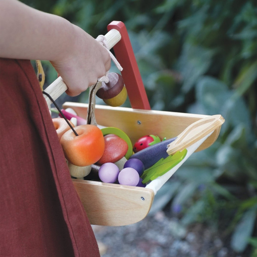 Wild Wood Foraging Trug - Tender Leaf Toys - Bee Like Kids