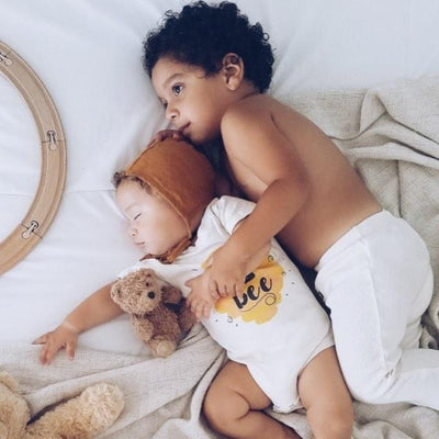 Bae Bee Honey Organic Baby Bodysuit - Short Sleeve | Urban Baby Co. | Baby Clothes - Bee Like Kids