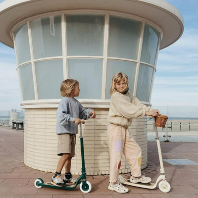 Banwood Maxi Scooter - green | Big Kids Scooter | Bee Like Kids