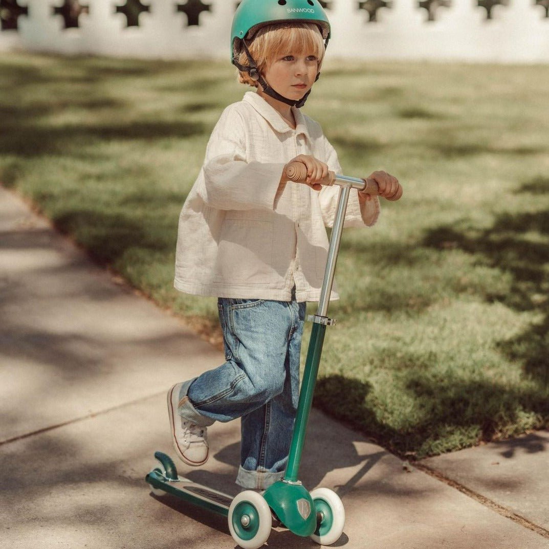 Banwood Kids Retro Scooter - Green | Bee Like Kids