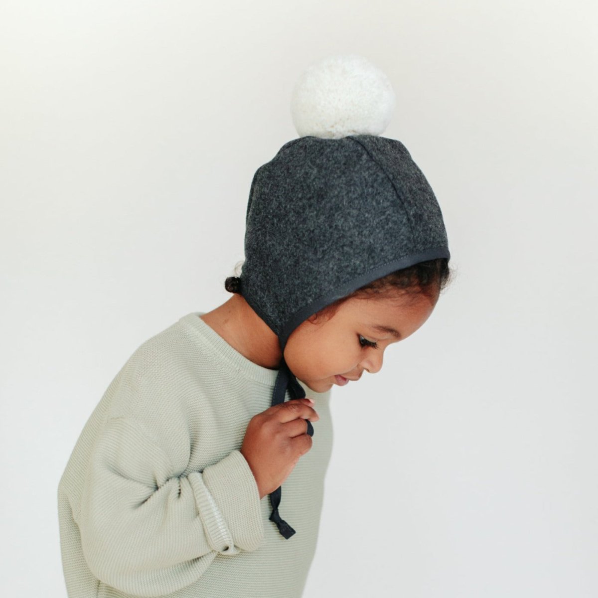 Charcoal Pom Bonnet Cotton-Lined