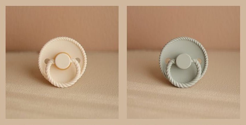 FRIGG Rope pacifier - Cream and Sage