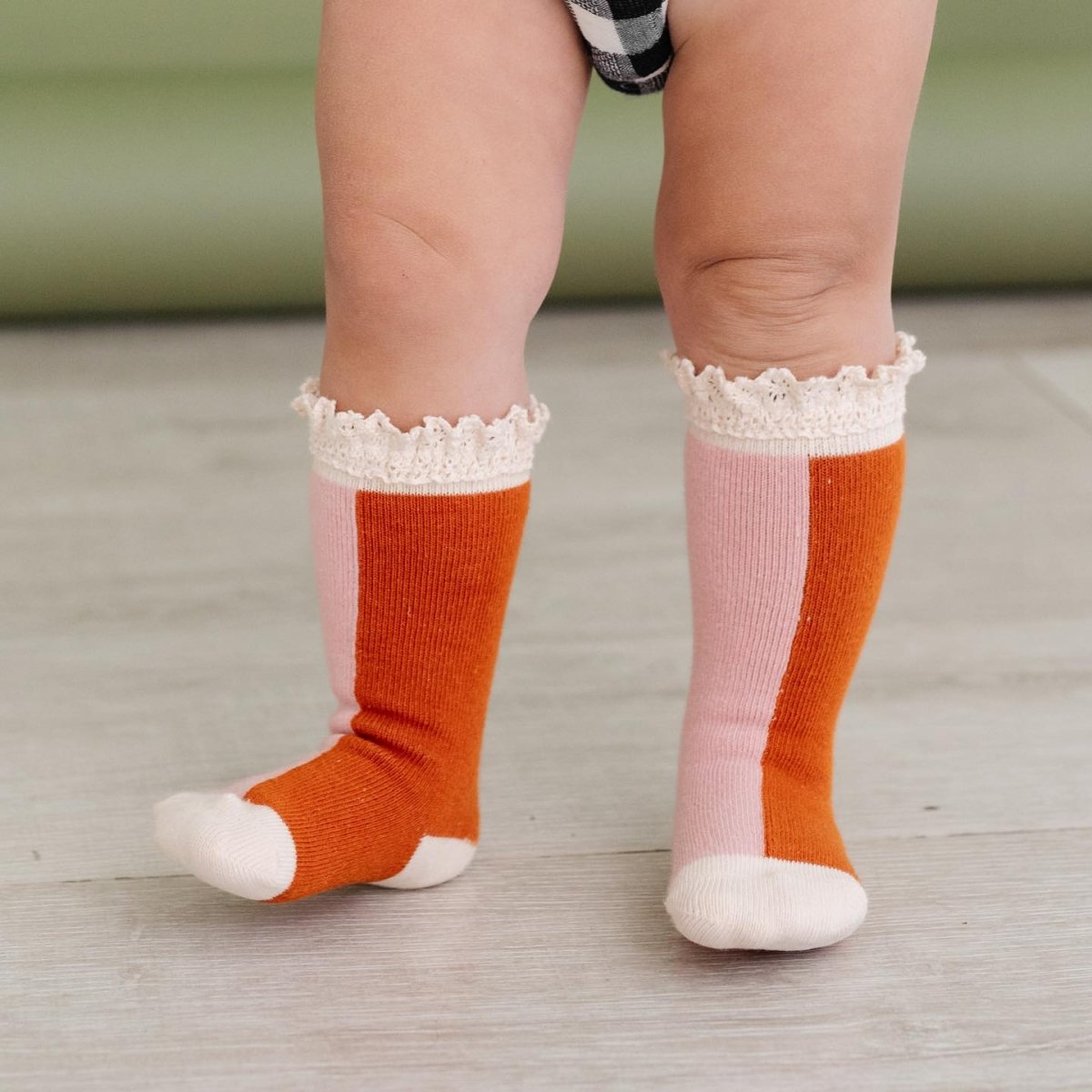 Golden Girl Knee High Sock 3-Pack