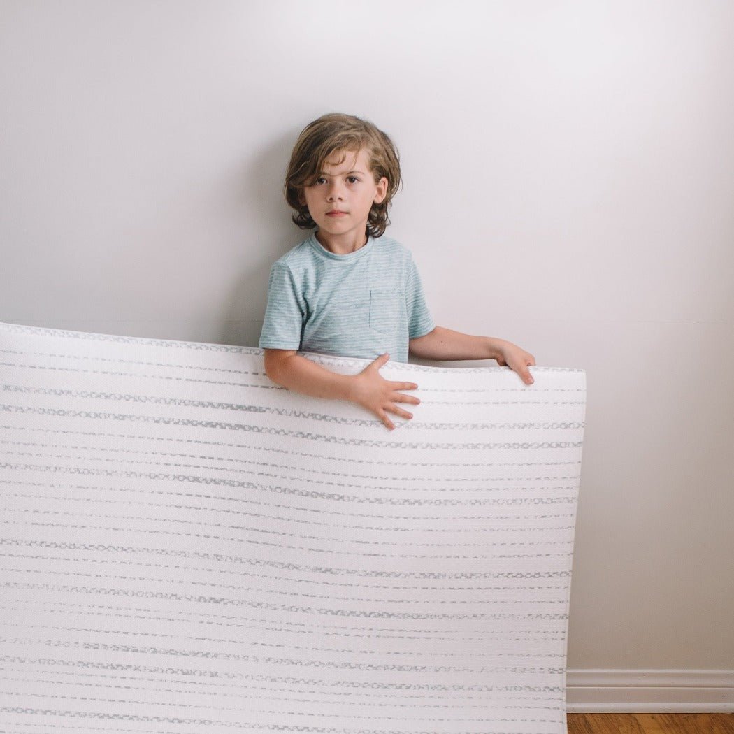 Lola Play Rug | Ruggish Co | Bee Like Kids