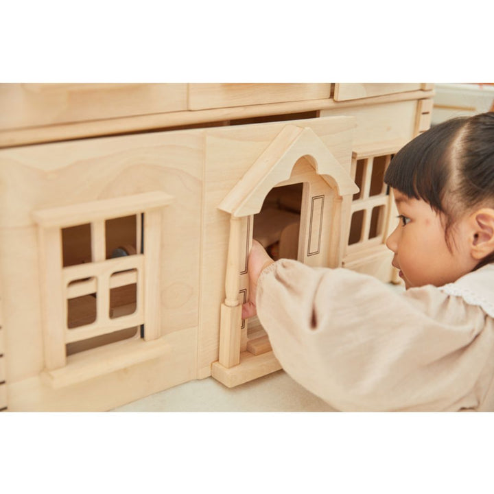 Victorian Dollhouse