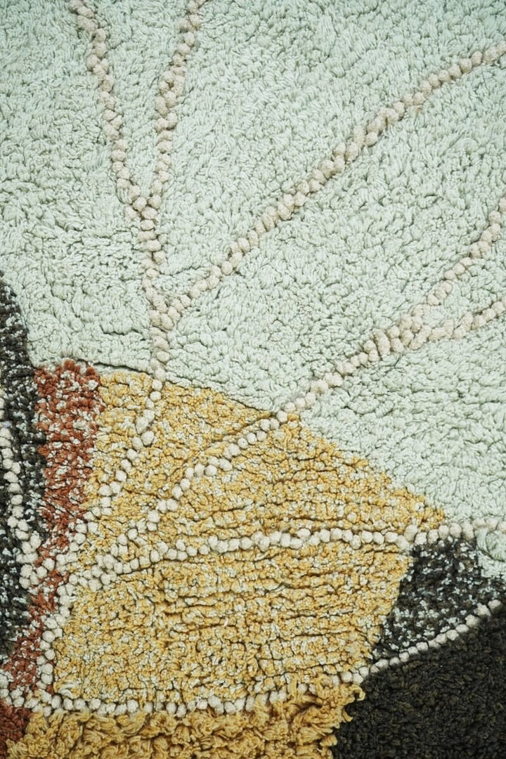 Washable Rug Bee