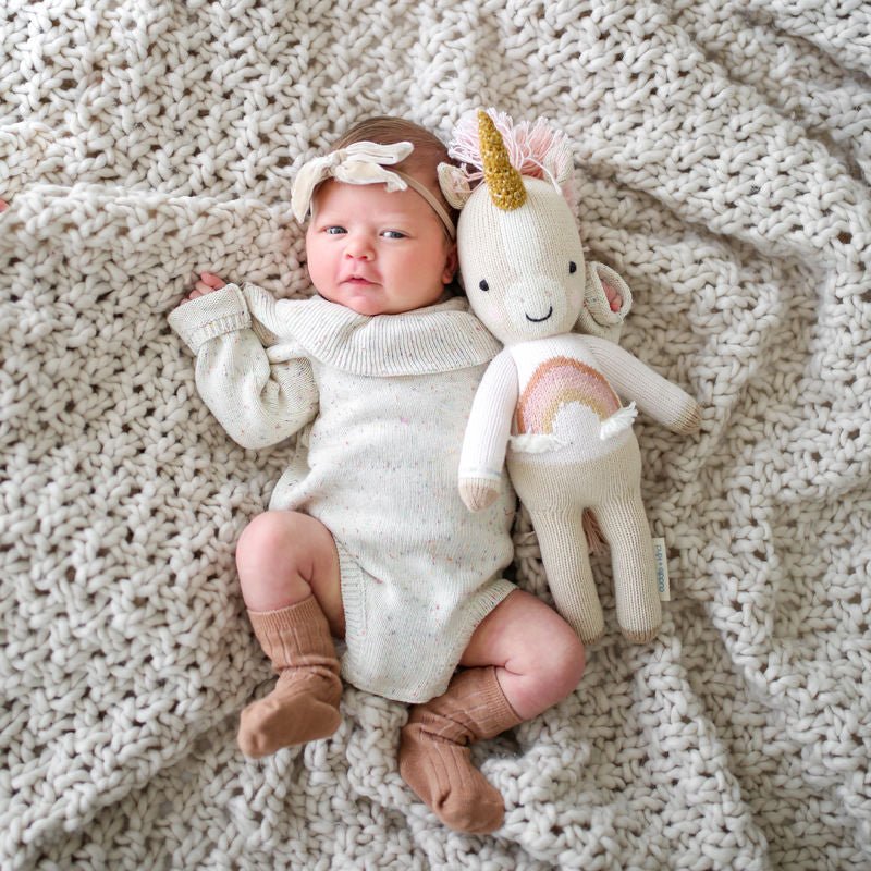 Zara the Unicorn | Cuddle and Kind | Bee Like Kids