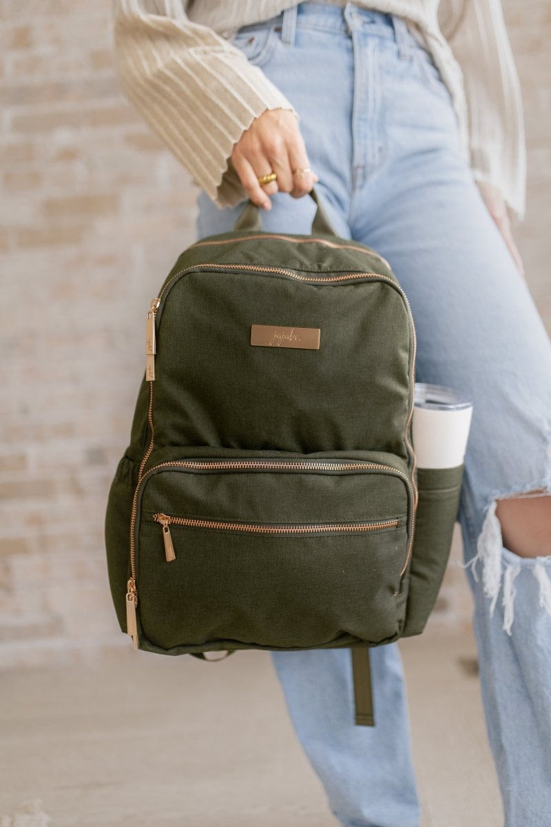 Zealous Backpack - Olive Chromatics